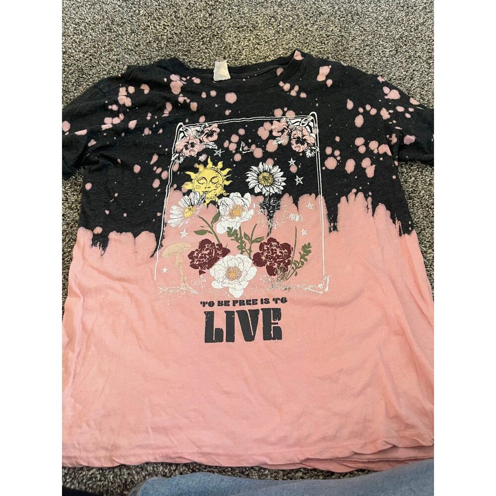 No Boundaries Gray and Pink splattered Ombre floral short sleeve shirt L Juniors
